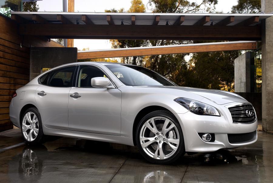  Infiniti M37 S 2011 года  (фото 9 из 33)